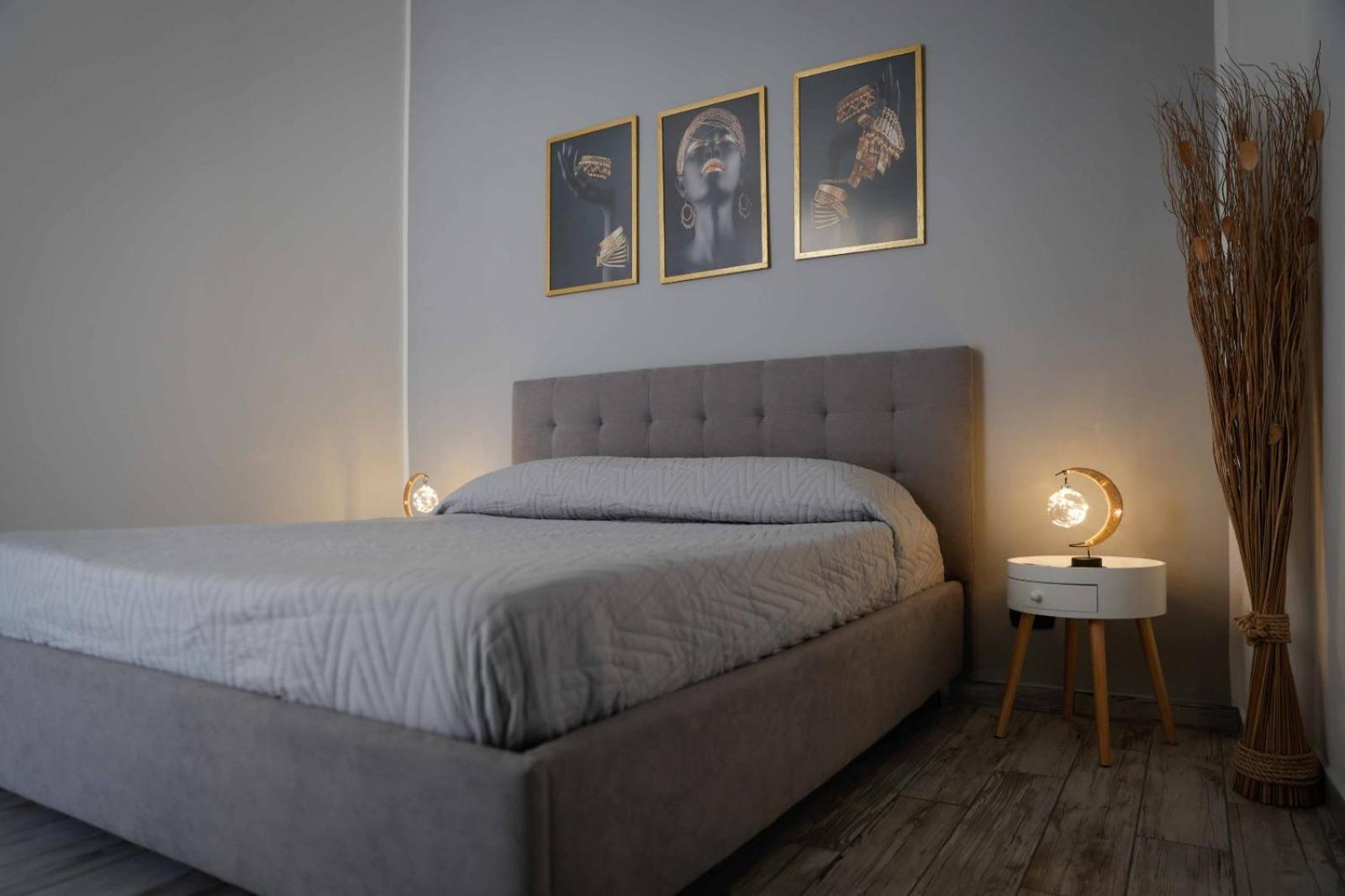 Stay In The Heart Of Salerno - Near The Duomo "La Finestra Sul Borgo" 外观 照片